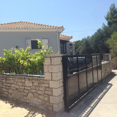 Villa Nadia Вунария Экстерьер фото