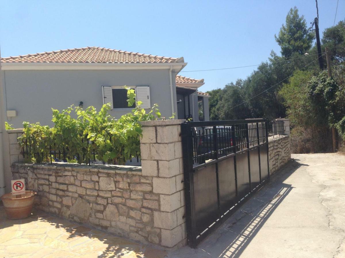 Villa Nadia Вунария Экстерьер фото